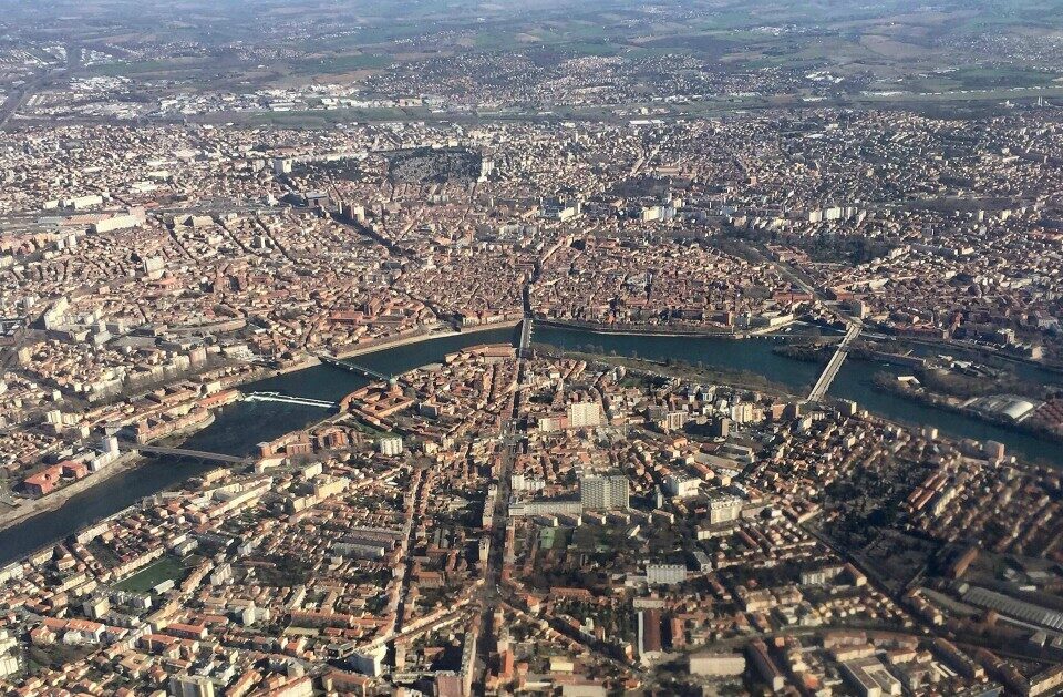 Pollution des sols à Toulouse et en Occitanie : aérospatial, chimie et viticulture