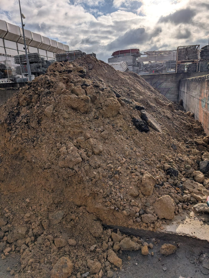 Chantier de terrassement, coût de l'évacuation des terres selon leur conformité ISDI